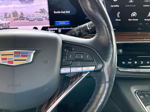 Used 2022 Cadillac Escalade Luxury AWD/4WD image 8