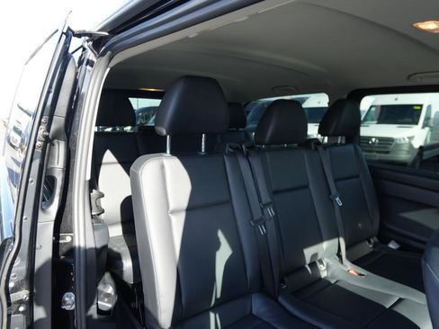 Used 2023 Mercedes-Benz Metris Passenger image 9