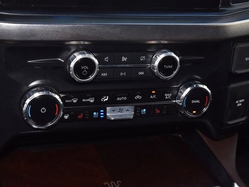 Used 2024 Ford F250 King Ranch w/ Chrome Package image 29