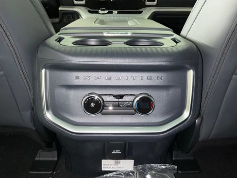 New 2027 Ford Expedition Max Active RWD image 19