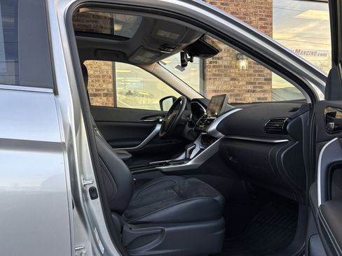 Used 2023 Mitsubishi Eclipse Cross SE image 13