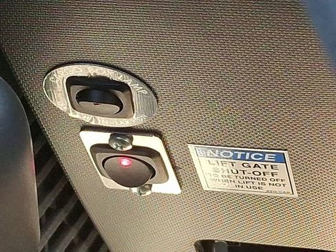 Used 2023 Ford F650 2WD Regular Cab Super Duty image 27