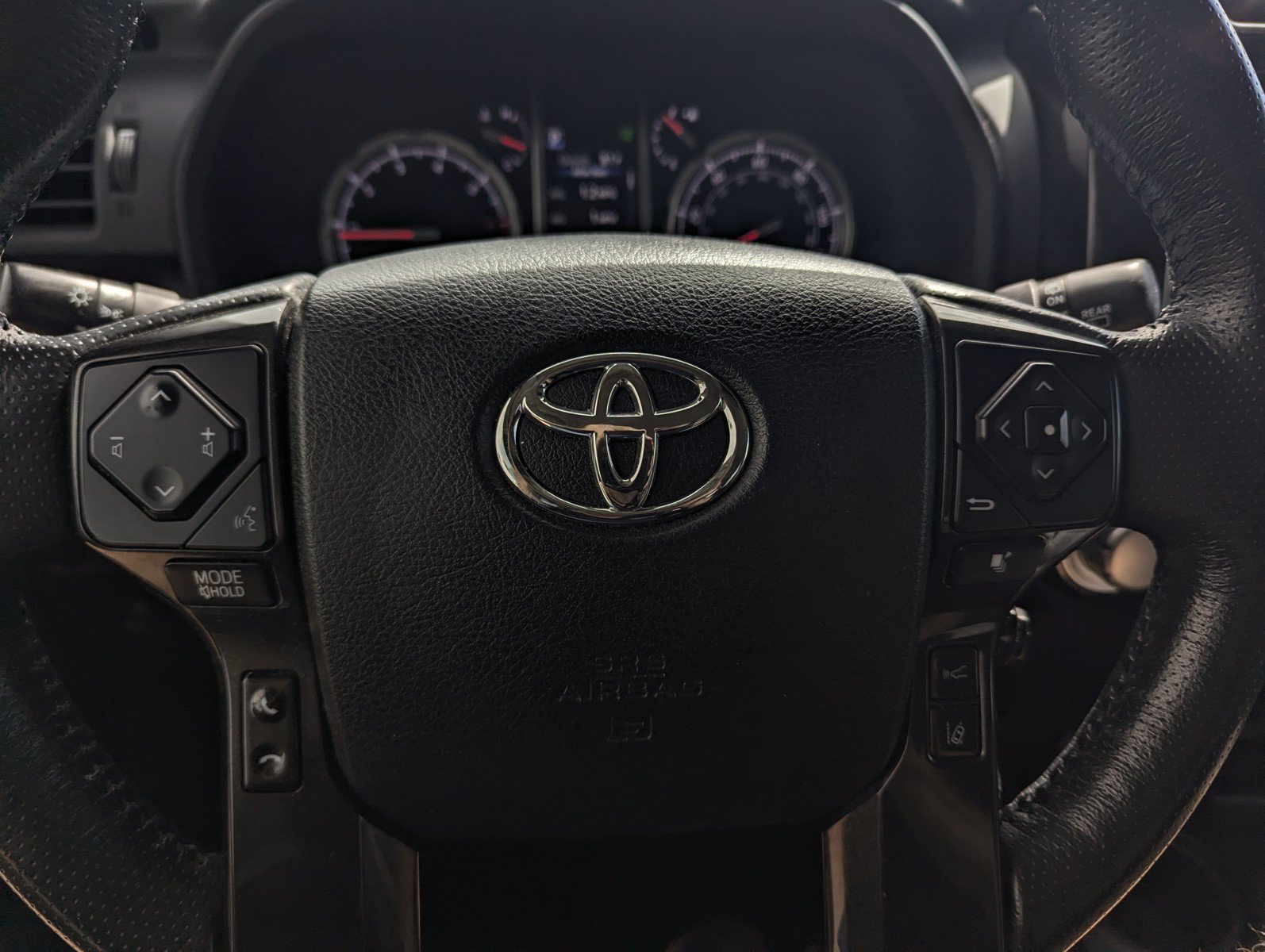 Used 2023 Toyota 4Runner TRD Off-Road Premium AWD/4WD image 18