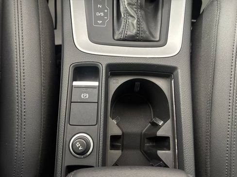 Used 2023 Audi Q3 2.0T Premium AWD/4WD image 17
