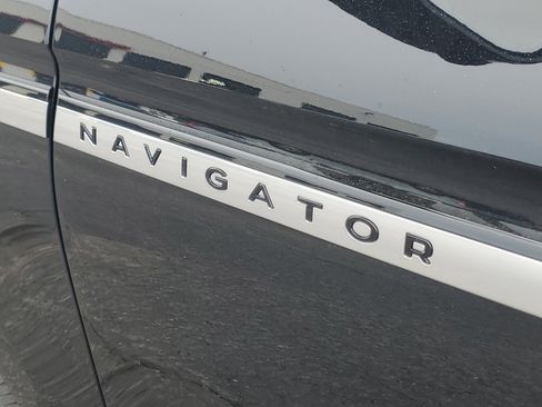New 2026 Lincoln Navigator L Reserve image 7