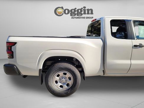 New 2026 Nissan Frontier S image 17