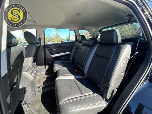 Used 2009 MAZDA CX-9 Grand Touring w/ Moonroof & Bose Audio Pkg image 14