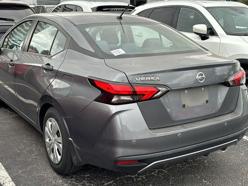 Used 2020 Nissan Versa S image 5