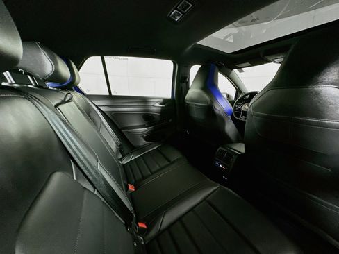 Used 2024 Volkswagen Golf R AWD/4WD image 28
