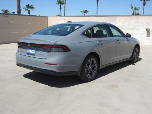 New 2025 Honda Accord EX-L image 4
