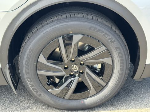 New 2026 Toyota C-HR AWD/4WD image 15