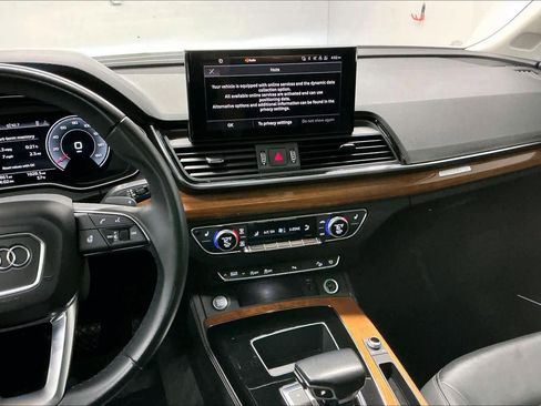 Certified 2023 Audi Q5 2.0T Premium Plus w/ Premium Plus Package AWD/4WD image 9