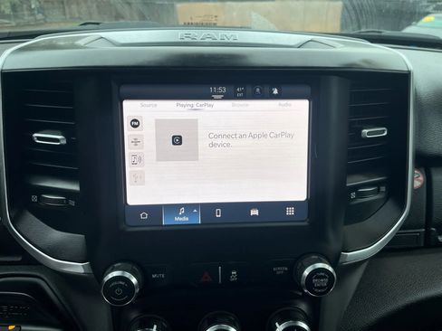Used 2024 RAM 2500 Big Horn image 32