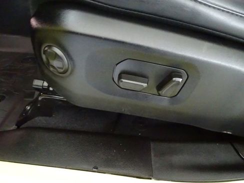 Certified 2024 Jeep Wrangler Unlimited Rubicon image 3