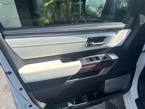 Used 2023 Toyota Sequoia Capstone AWD/4WD image 9