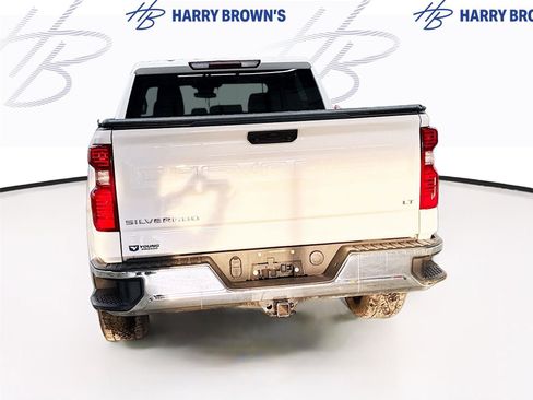 Used 2024 Chevrolet Silverado 1500 LT image 9