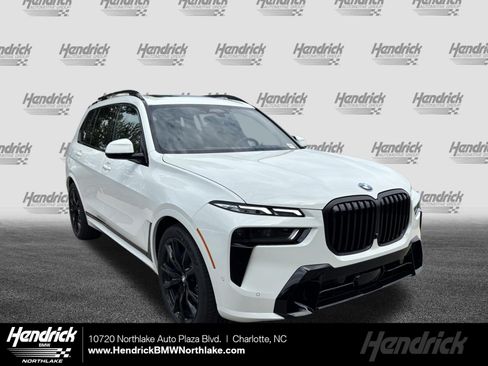New 2027 BMW X7 xDrive40i w/ M Sport Package AWD/4WD image 1