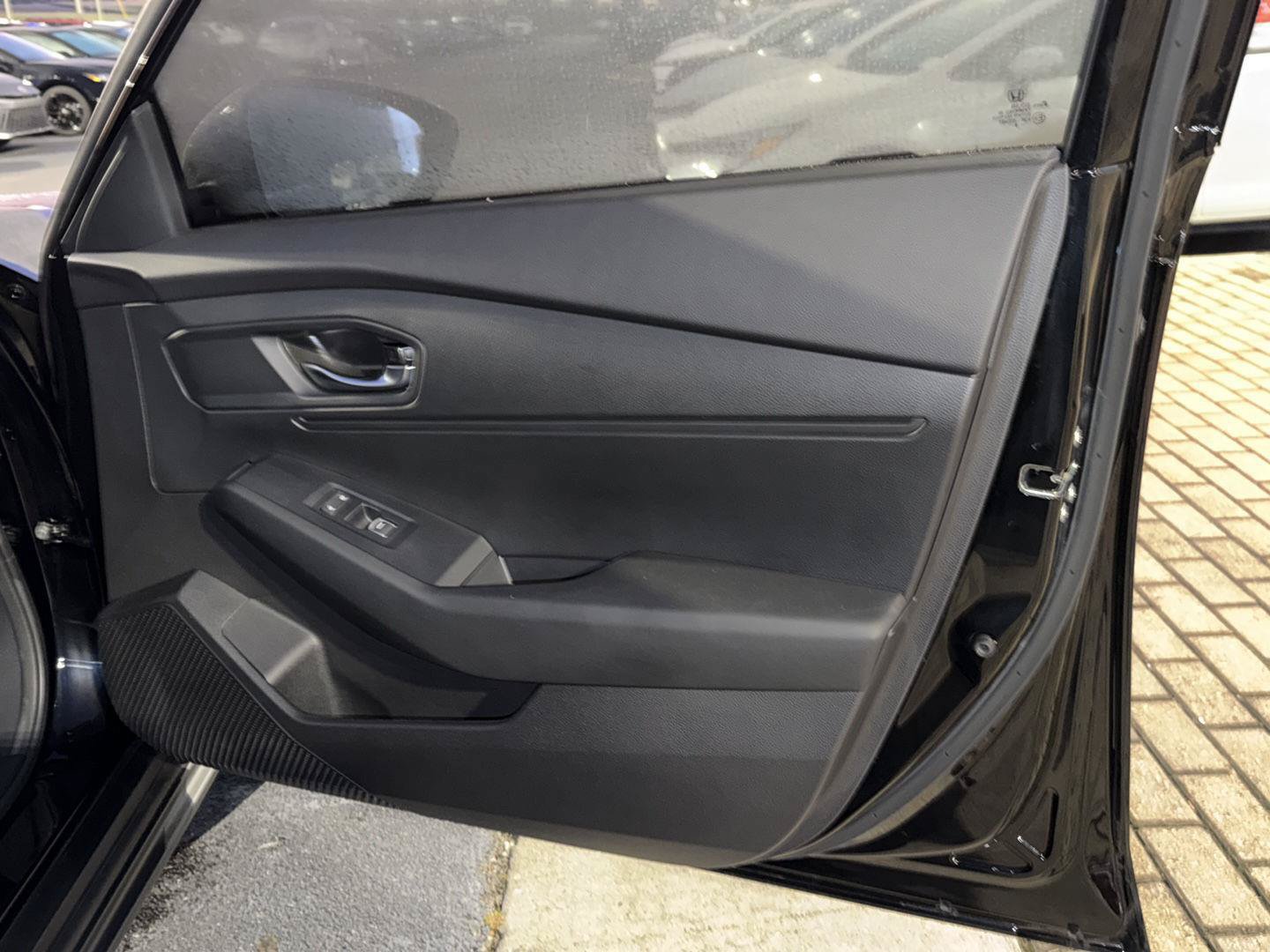Used 2025 Honda Accord LX image 13