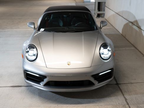 Used 2020 Porsche 911 Carrera S RWD image 6