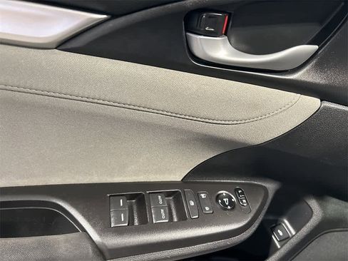 Used 2019 Honda Civic EX image 16
