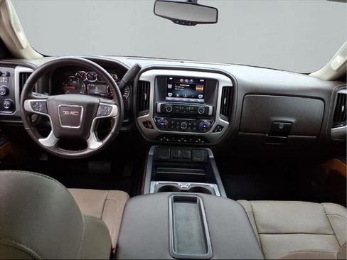 Used 2015 GMC Sierra 2500 SLT w/ Suspension Package, Off-Road image 8