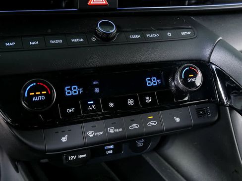 Certified 2025 Hyundai Elantra N image 16