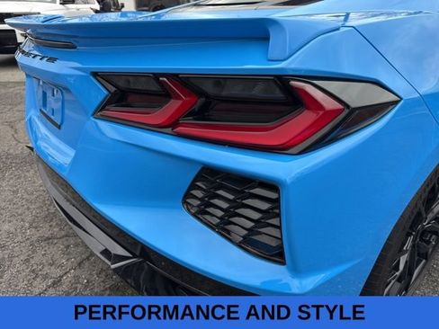 Used 2023 Chevrolet Corvette Stingray Preferred Cpe w/ Battery Protection Package RWD image 35