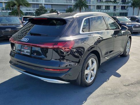 Used 2019 Audi e-tron Premium Plus image 6