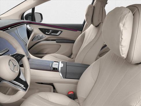 New 2027 Mercedes-Benz EQS 400 4MATIC SUV image 6