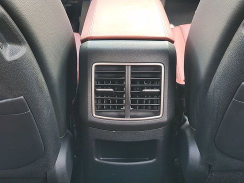 Used 2025 Kia Sportage SX AWD/4WD image 30