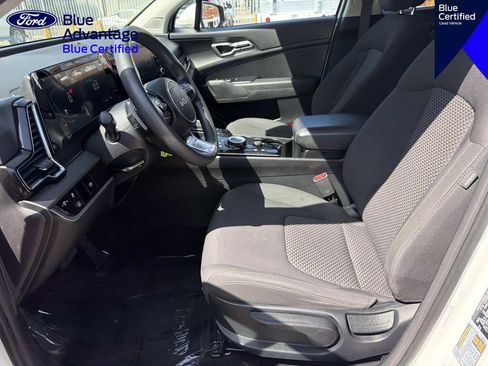 Used 2023 Kia Sportage LX AWD/4WD image 19