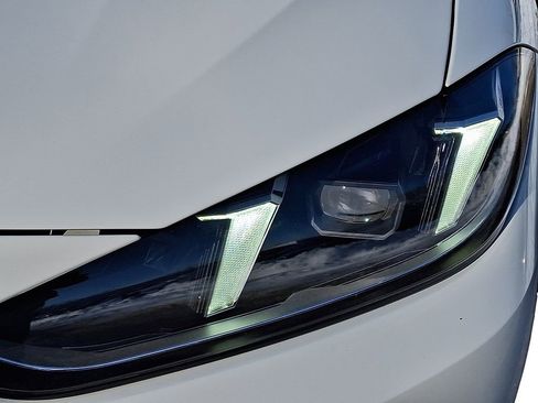 Certified 2026 BMW 430i xDrive Coupe w/ Premium Package image 10