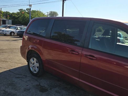 Used 2009 Dodge Grand Caravan SE w/ Climate Group FWD image 6