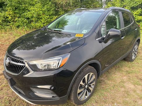 Used 2022 Buick Encore Preferred w/ Safety Package AWD/4WD image 6