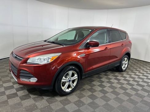 Used 2015 Ford Escape SE image 7