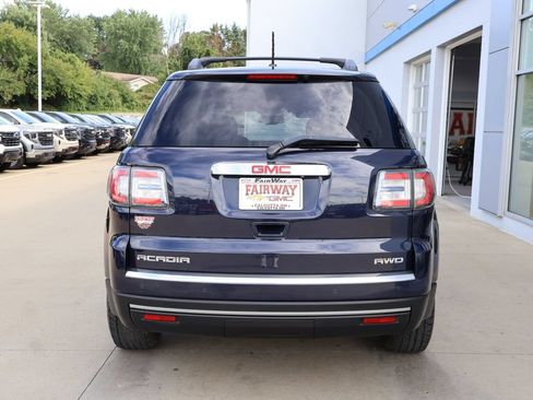 Used 2015 GMC Acadia SLE AWD/4WD image 9