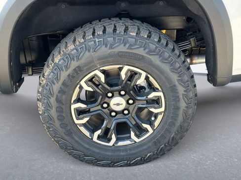 New 2026 Chevrolet Silverado 1500 ZR2 w/ LPO, Dark Essentials Package AWD/4WD image 12