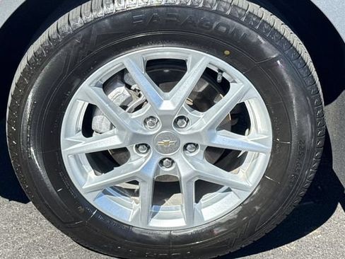 Used 2024 Chevrolet Equinox LT AWD/4WD image 44