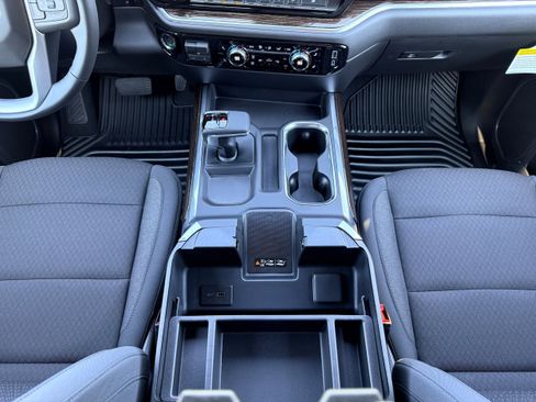 New 2026 GMC Sierra 1500 Elevation w/ Preferred Package image 18