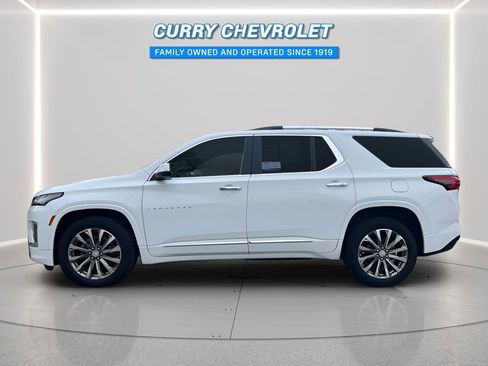 Used 2023 Chevrolet Traverse Premier image 7