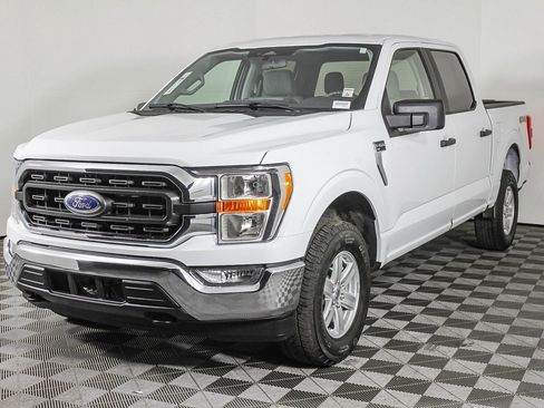 Used 2022 Ford F150 XLT w/ Trailer Tow Package image 3