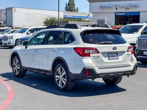 Used 2019 Subaru Outback 3.6R Limited w/ Popular Package #2 AWD/4WD image 2