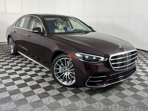 Certified 2023 Mercedes-Benz S 580 4MATIC Sedan image 26