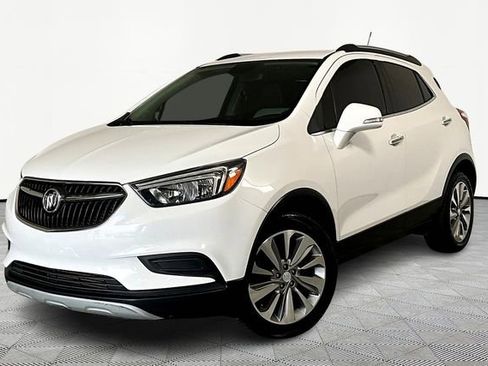 Used 2019 Buick Encore Preferred image 2