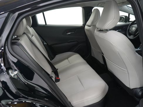 Used 2025 Toyota Prius Limited image 13