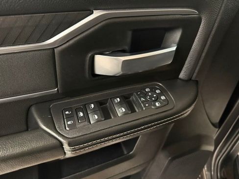 Used 2025 RAM 2500 Big Horn AWD/4WD image 44