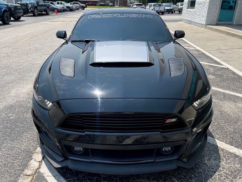 Used 2015 Ford Mustang GT Premium w/ GT Performance Package RWD image 4