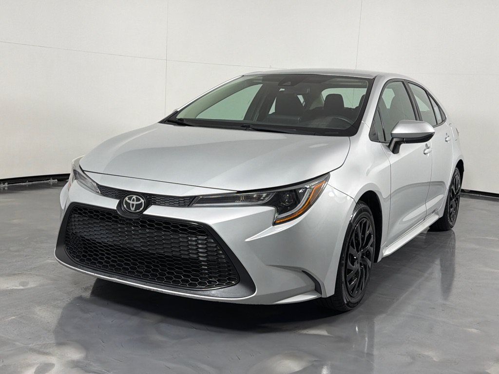 Used 2022 Toyota Corolla LE FWD image 10