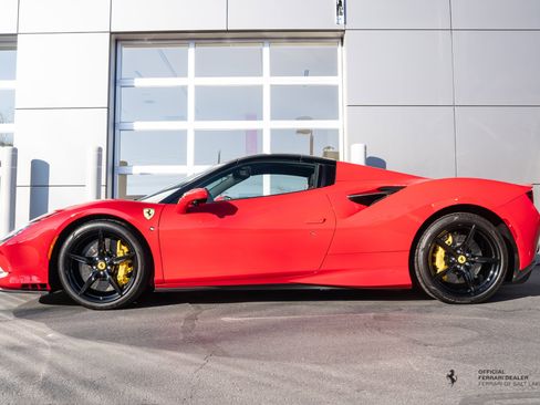 Certified 2022 Ferrari F8 Tributo Convertible image 4