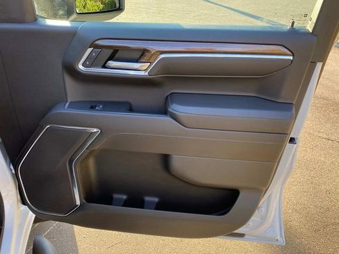 Used 2022 Chevrolet Silverado 1500 RST image 36